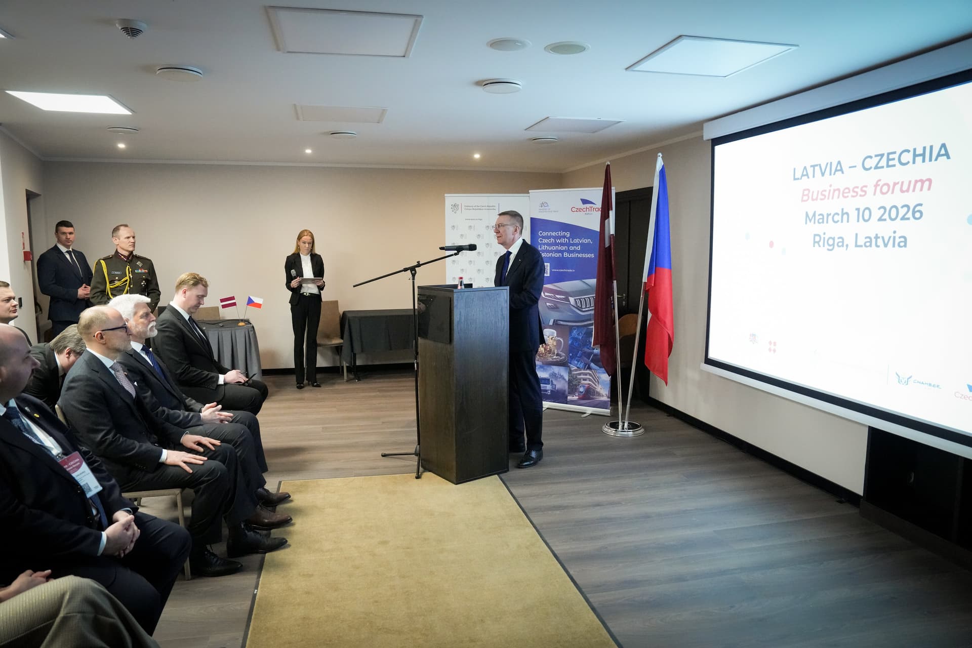 Rīgā noticis Latvijas–Čehijas biznesa forums Rīgā noticis Latvijas–Čehijas biznesa forums – jaunas sadarbības iespējas aizsardzības tehnoloģijās un biotehnoloģijās