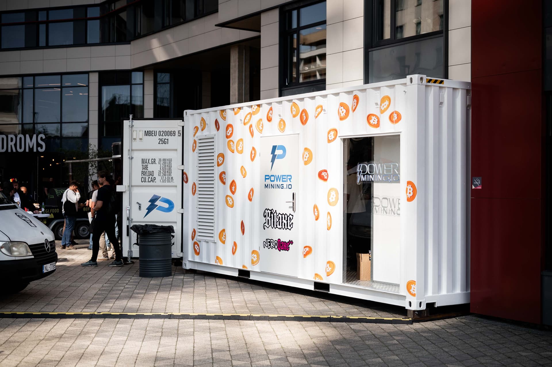 Moduļu mājaa “Bitcoin” ieguves ierīcēm